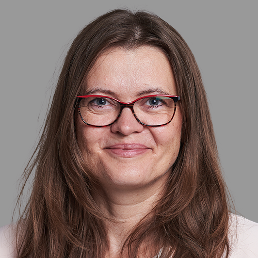 Verena  Haas